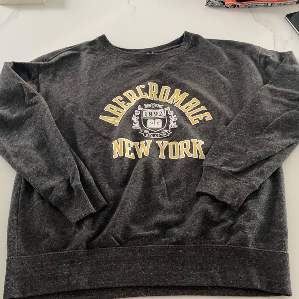 Abercrombie & Fitch Crew Neck